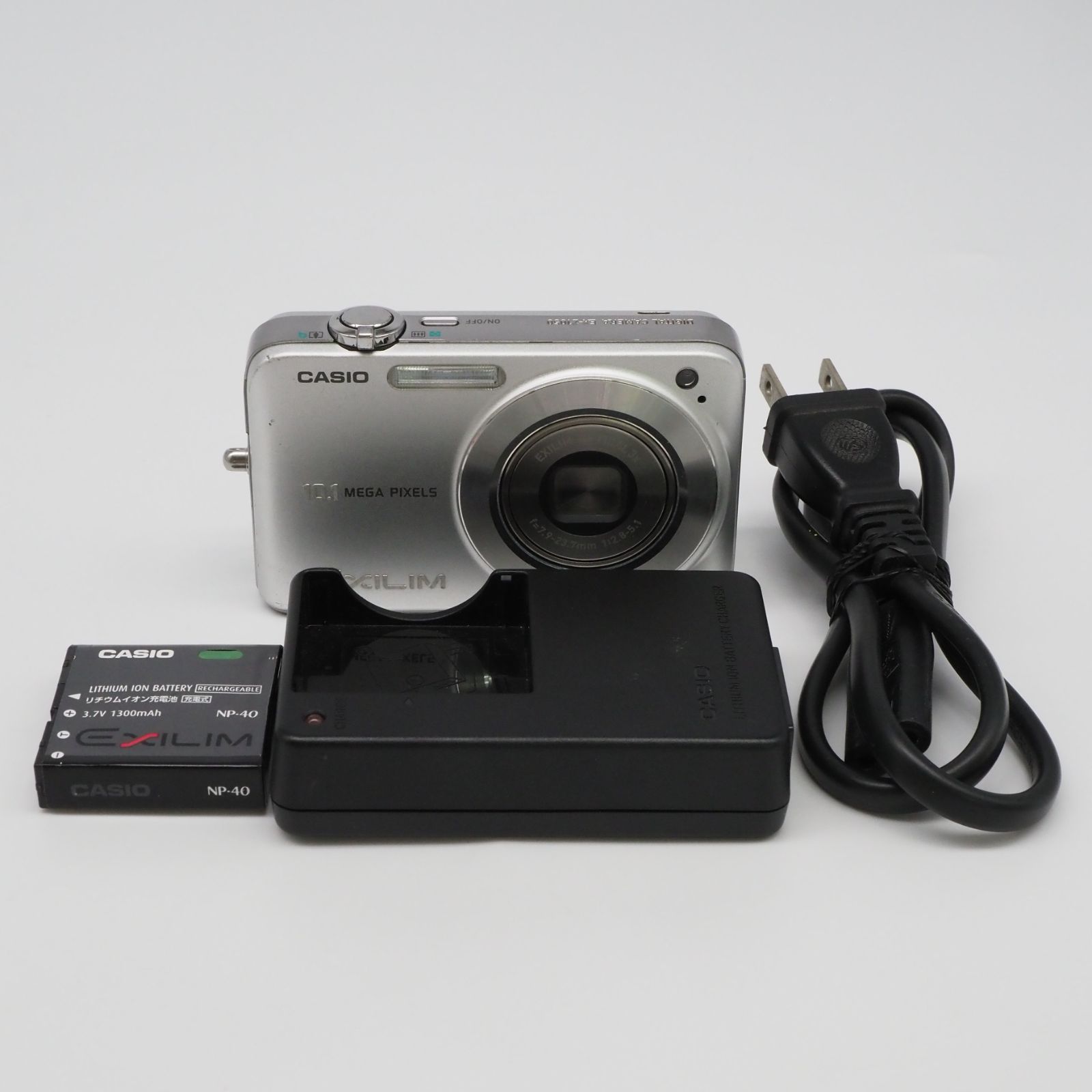 ≪美品≫ CASIO EXILIM ZOOM EX-Z1050 ボディ ホワイト