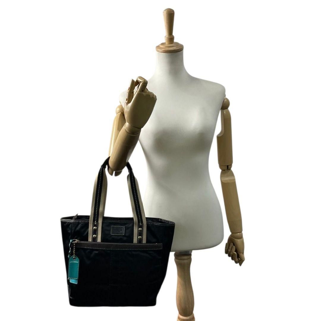 コーチ　ワンショルダー　ハンドバッグ レザー チャーム ショルダーバッグ コーチ トートバッグ 黒 ワンショルダー ナイロン レザー