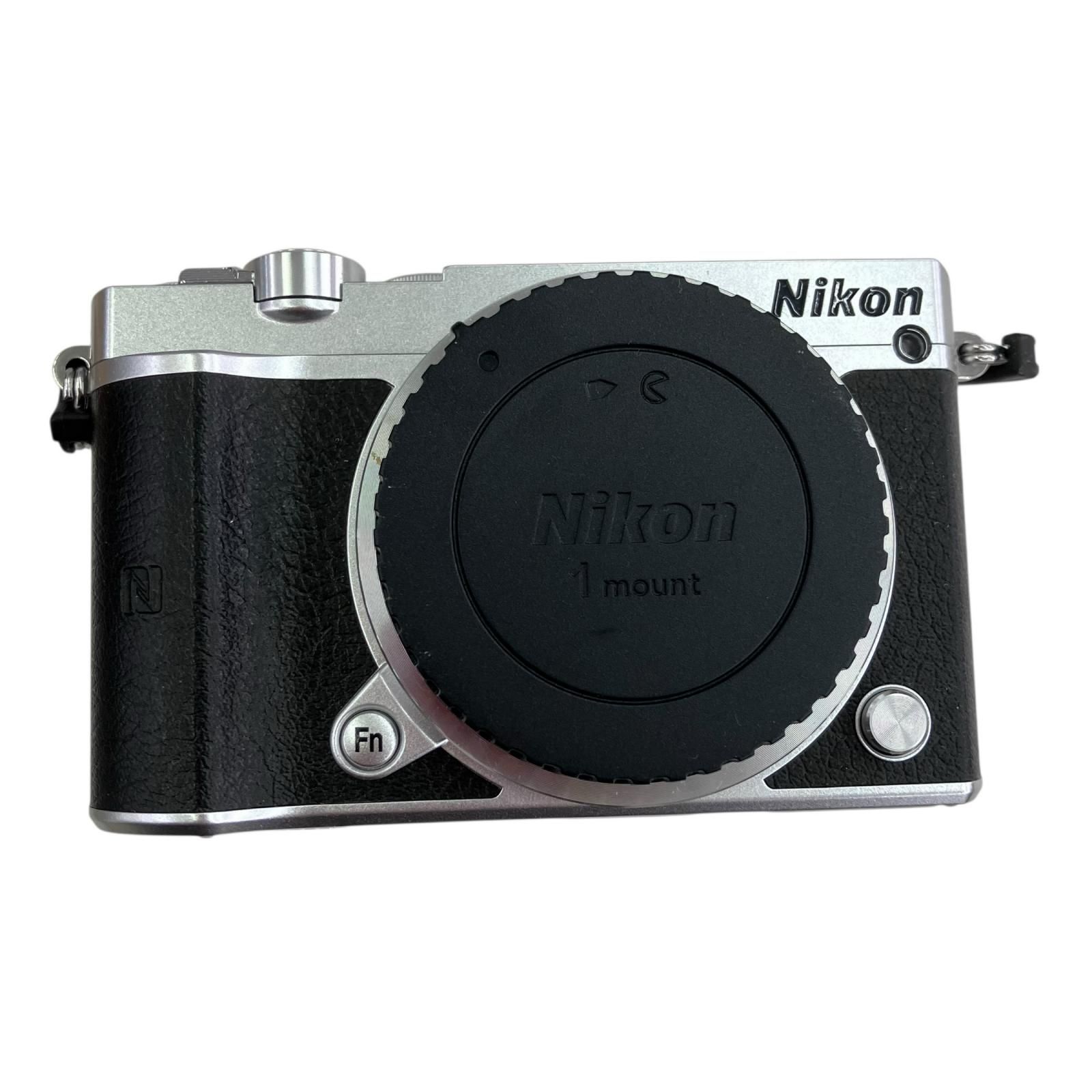 186000 Nikon ニコン ミラーレス一眼 1 J 5 Zoom Lens Kit Nikkor 10 30 mm 3 6 VR PD ∞ 0 2 m 7 ft シルバー