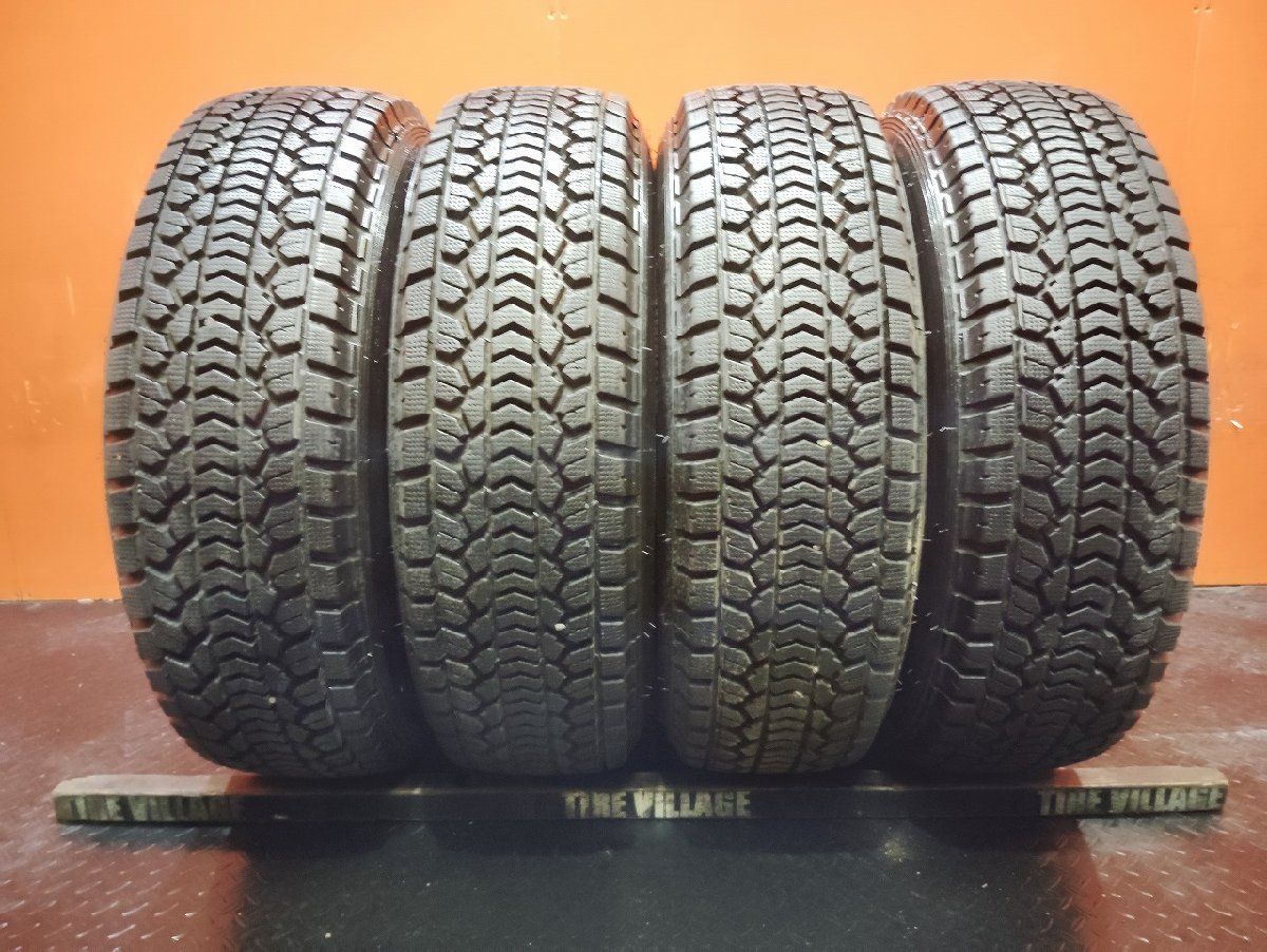 タイヤ走行短 DUNLOP GRANDTREK SJ5 235/80R16 バリ溝 スタッドレス スチールホイール 16インチ 6J6HPCD139.7+35 ランクル ナロー (KTN371) タイヤ走行短 DUNLOP GRANDTREK SJ5 235/80R16 バリ溝 スタッドレス