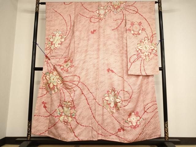  和柄　おり刺繍　森星　着用モデル 絡繰魂 からくりだましい 流水菊桜 刺繍 パイソンジャガード生地
