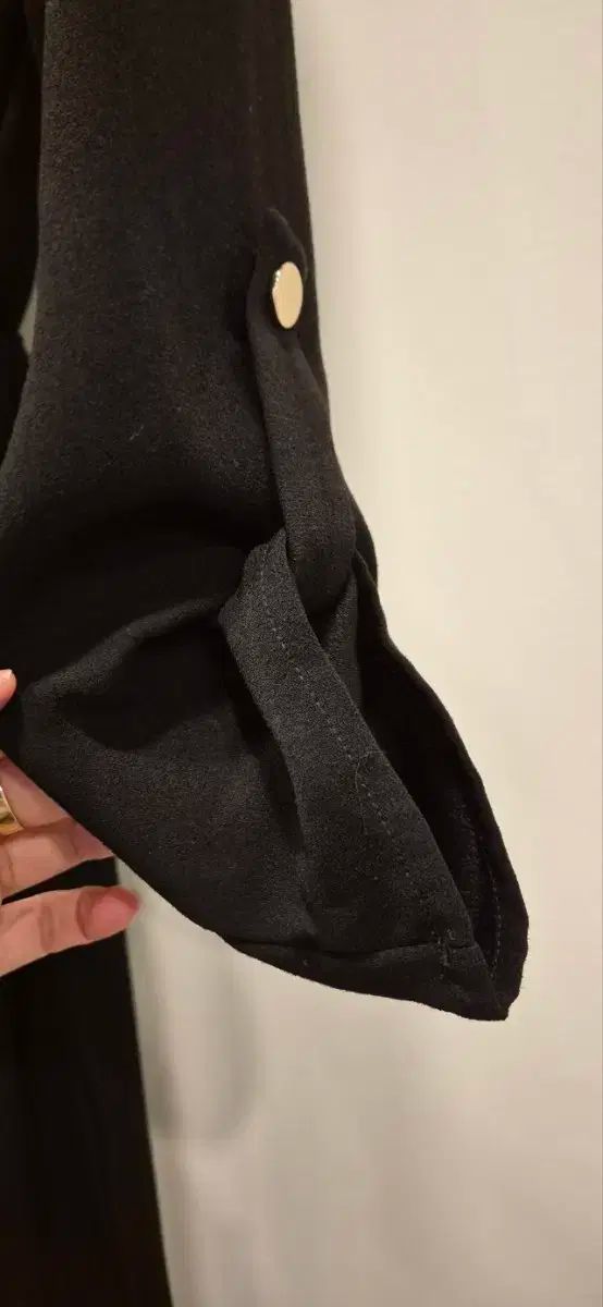黒 オールインワン