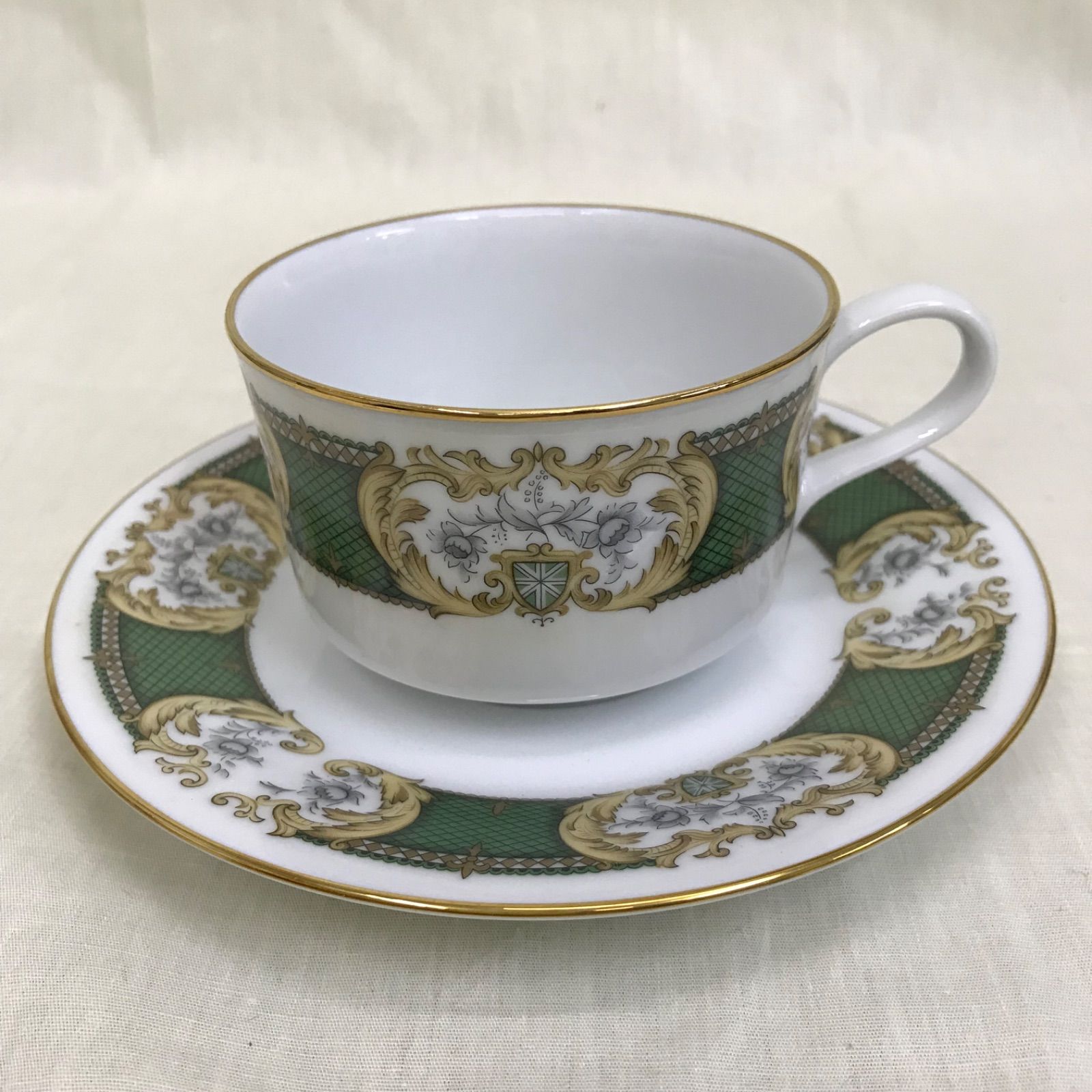 人気品　新品ノリタケ　カップ＆ソーサー 6点セット Noritake カップ＆ソーサー 6点セット ノリタケ ティー