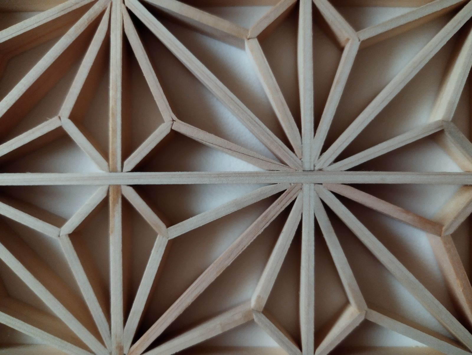 163 麻の葉組子3枚一組木製額縁