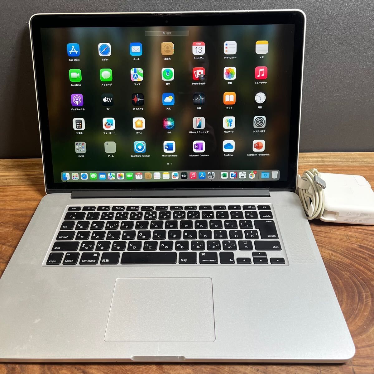 最上位/美品］Apple MacBook Pro 15inch 2015/Core i7 2.8GHz/16GB/SSD512GB/Windows11/ Office 2021/272 - メルカリ