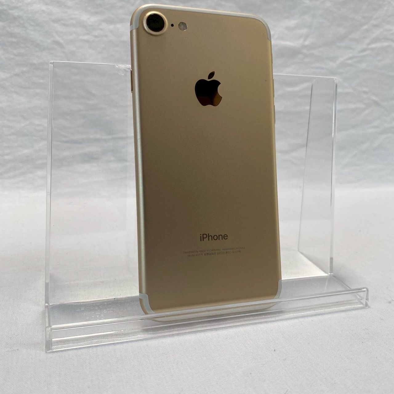 超美品 SIMロック解除済み iphone7 32gb 判定○ 送料無料 超美品 SIMロック解除済み iphone7 32gb 判定○ 送料無料 Apple iPhone 7