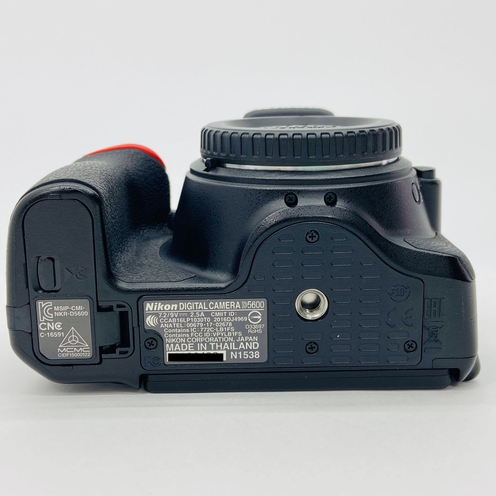 Nikon デジタル一眼レフカメラ D5600 ボディー ブラック D5600BK Nikon デジタル一眼レフカメラ D5600 ボディー ブラック D5600BK 極美