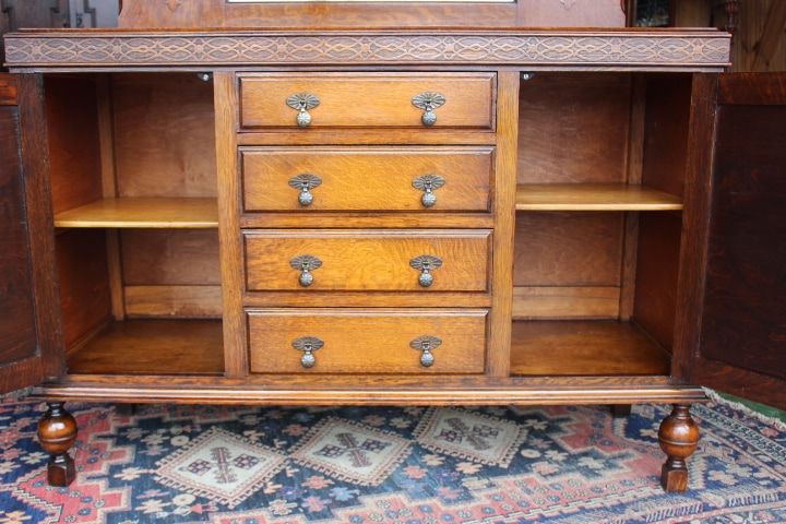 ミラーバックサイドボード カップボード