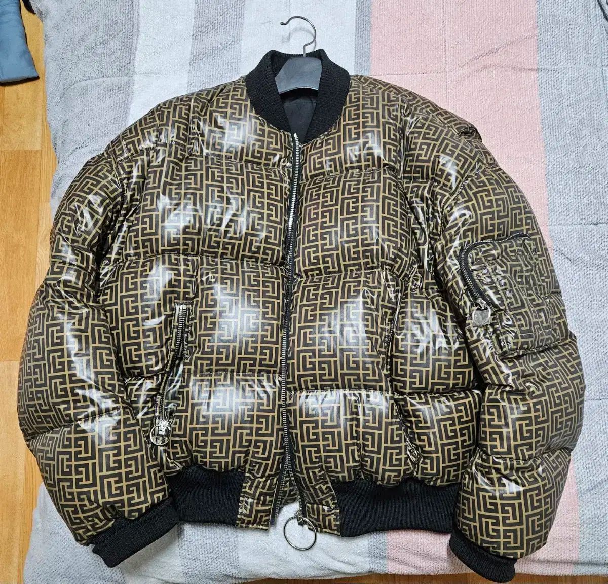 BALMAIN(バルマン) Balmain ロゴ ダウンジャケット （ 105 ）