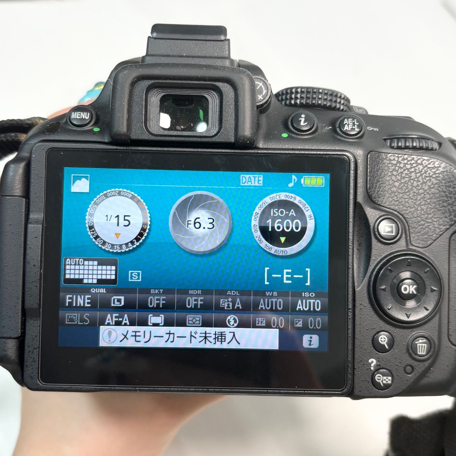 送料無料】Nikon/ニコン/D5300/一眼レフ/カメラ/撮影/写真/中古