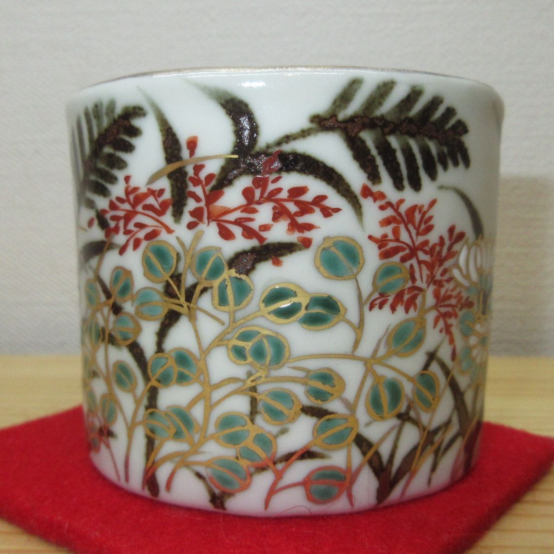 逢絢亭茶道具 茶道具 茶碗 九谷焼 梅の図 矢口永寿 共箱入り 茶碗 九谷焼