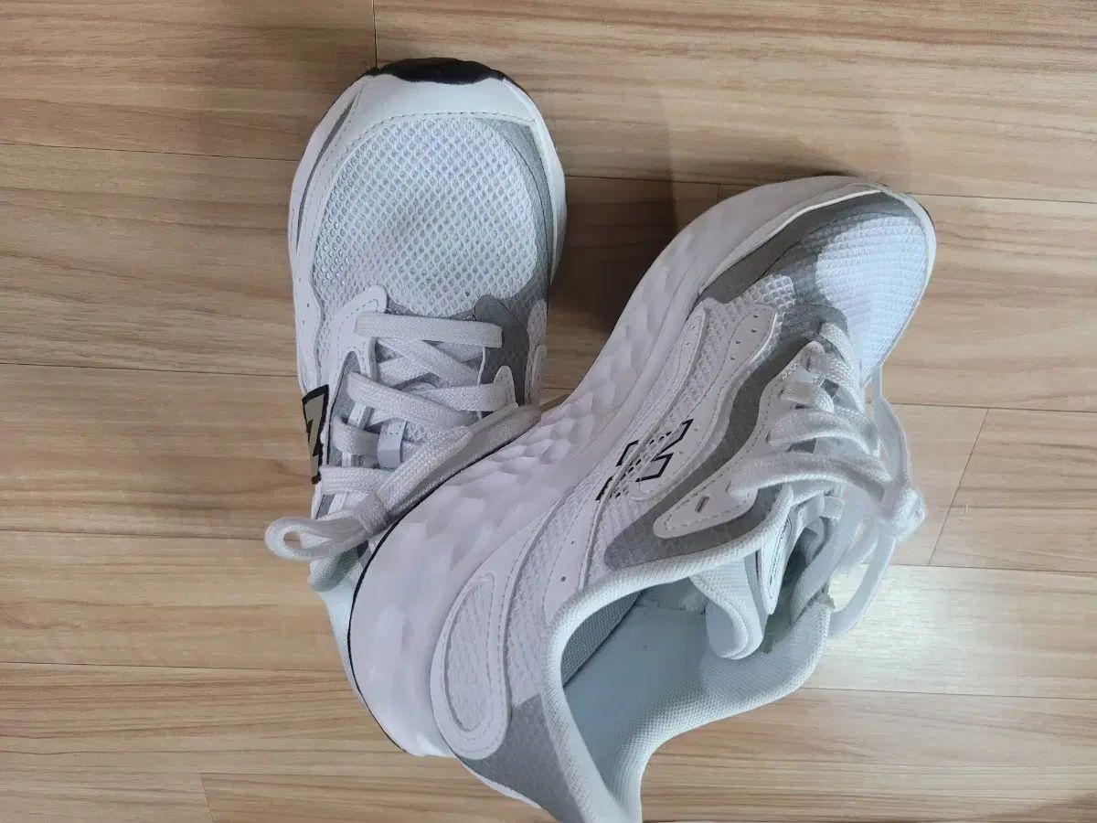 New Balance ニューバランス フレッシュフォーム アリッシュ 245 HRDEVELOPMENT_JP