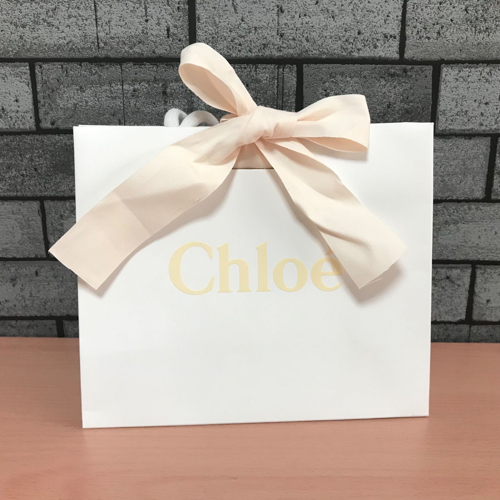 Chloe クロエ ショッパー 紙袋 リボン付 - メルカリ