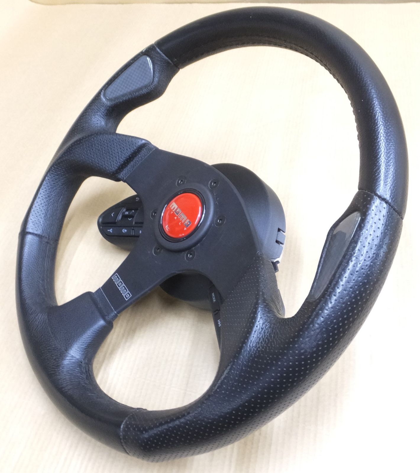 momo⭐︎さま専用 MOMO ステアリング MOD.08 330mm ブラックレザー ブラック