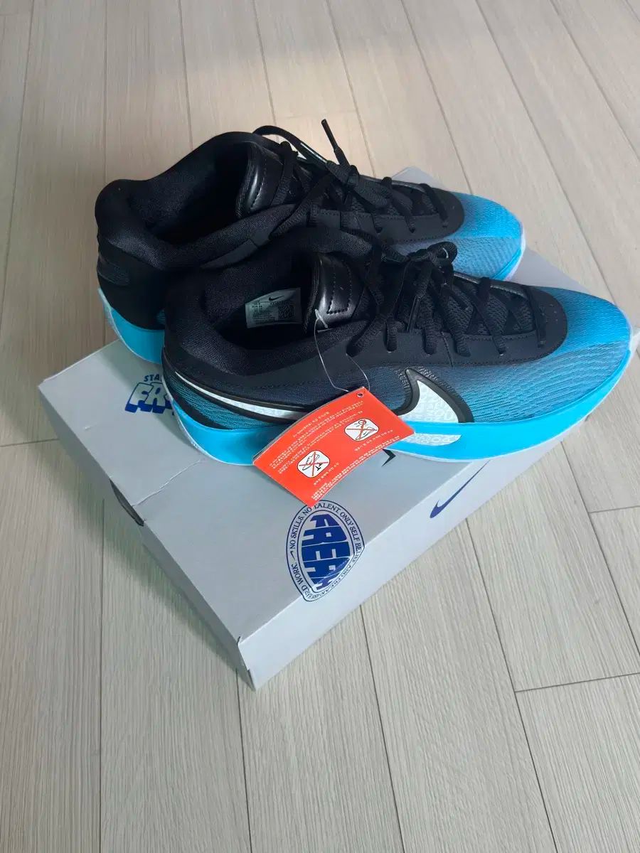 Nike zoom freak3 バレンタインモデル Nike zoom freak3 バレンタインモデル Official Look at the Nike Zoom