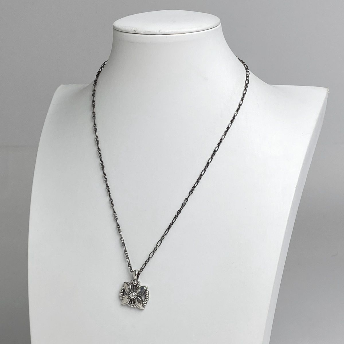 ジョージジェンセン Georg Jensen デザイン ネックレス フラワー