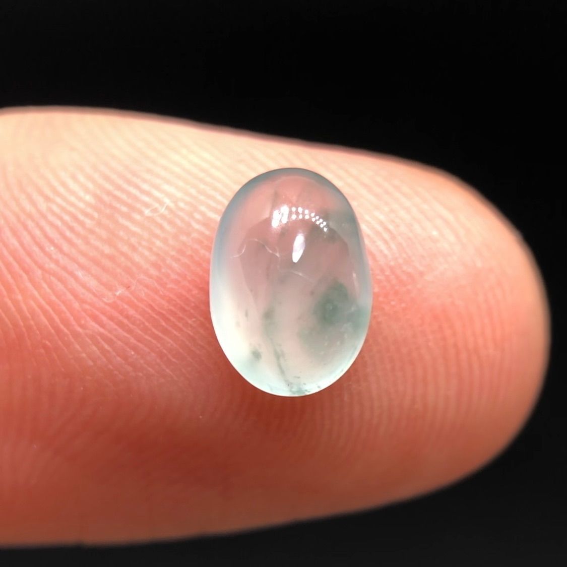 ミャンマー産 本翡翠 ルース 1.70ct ガラス質 みずみずしい