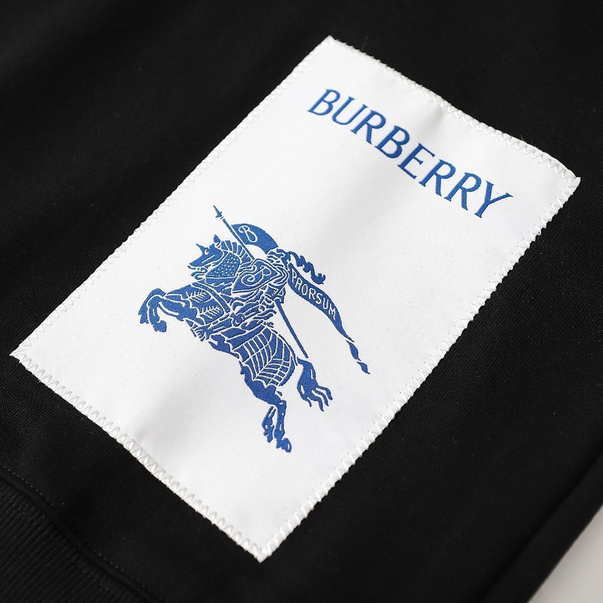★関税込み・送料無料★ バーバリー ロゴ刺繍 ジャケット バーバリー（Burberry）2024ss B 家の新シーズンのパッチ刺繍