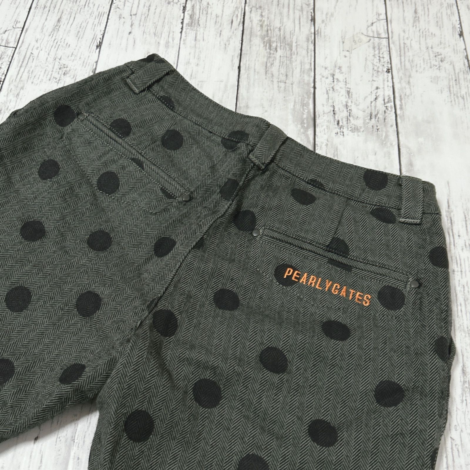 【値下げしました】新品 パーリーゲイツ ドット×ロゴ柄パンツ レディース S 値下げしました】新品 パーリーゲイツ ドット×ロゴ柄パンツ