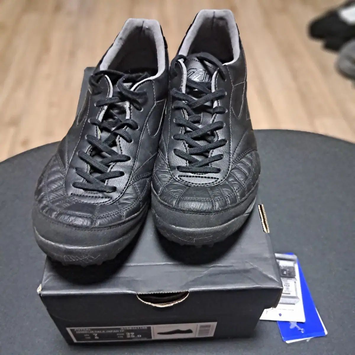 mizuno ミズノ サッカーシューズ 250 高品質