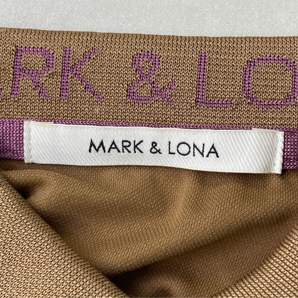 サイズ：S MARK&LONA マークアンドロナ MLW-15S-P07 ポロシャツ  ゴールド系 [240001198095] ゴルフウェア レディース ストスト サイズ：S MARK&LONA マークアンドロナ MLW-15S-P07 ポロシャツ