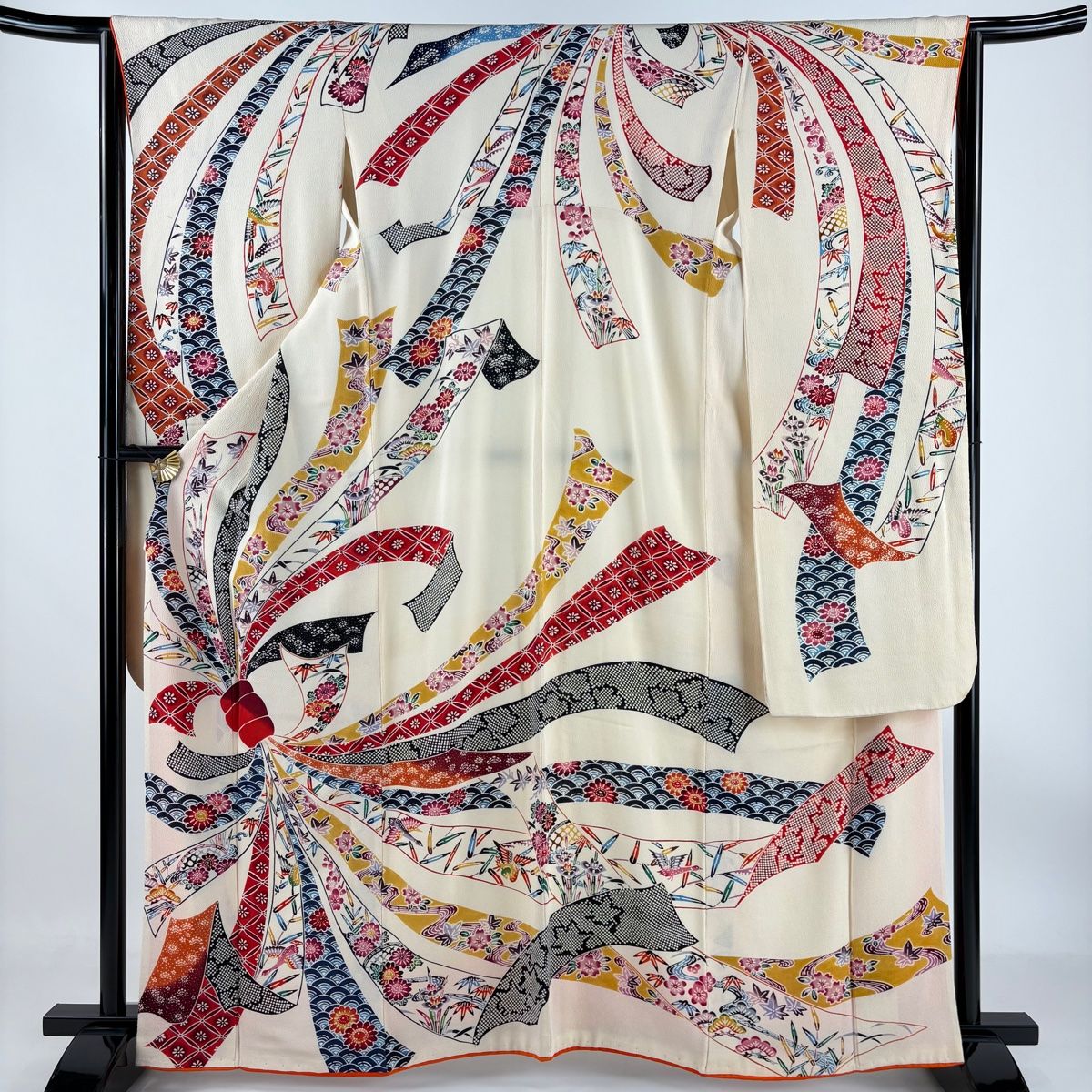 振袖 身丈162.5cm 裄丈64cm M 袷 束ね熨斗 花鳥 縮緬 クリーム 正絹 名品