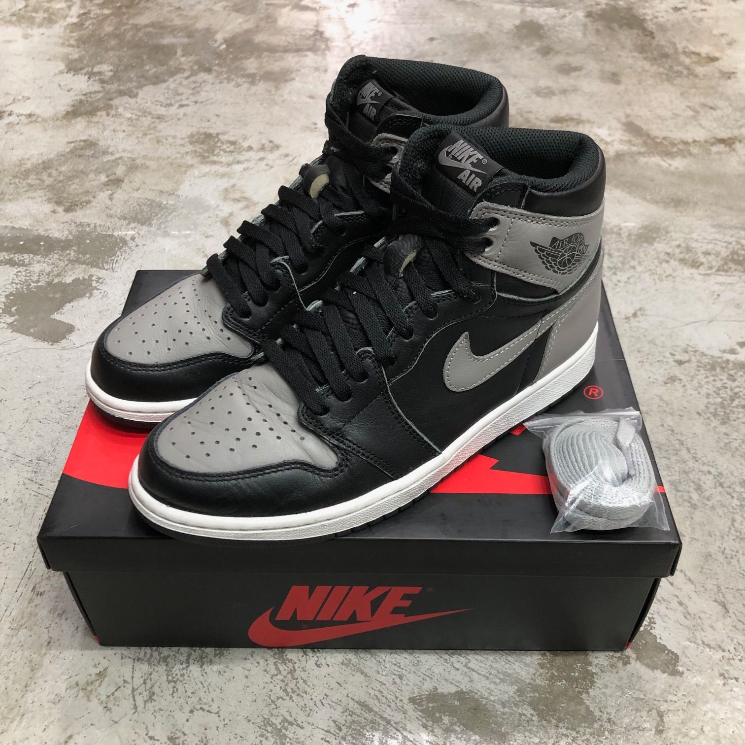 Nike Air Jordan 1 Retro High OG Shadow 555088-013 2018年製 