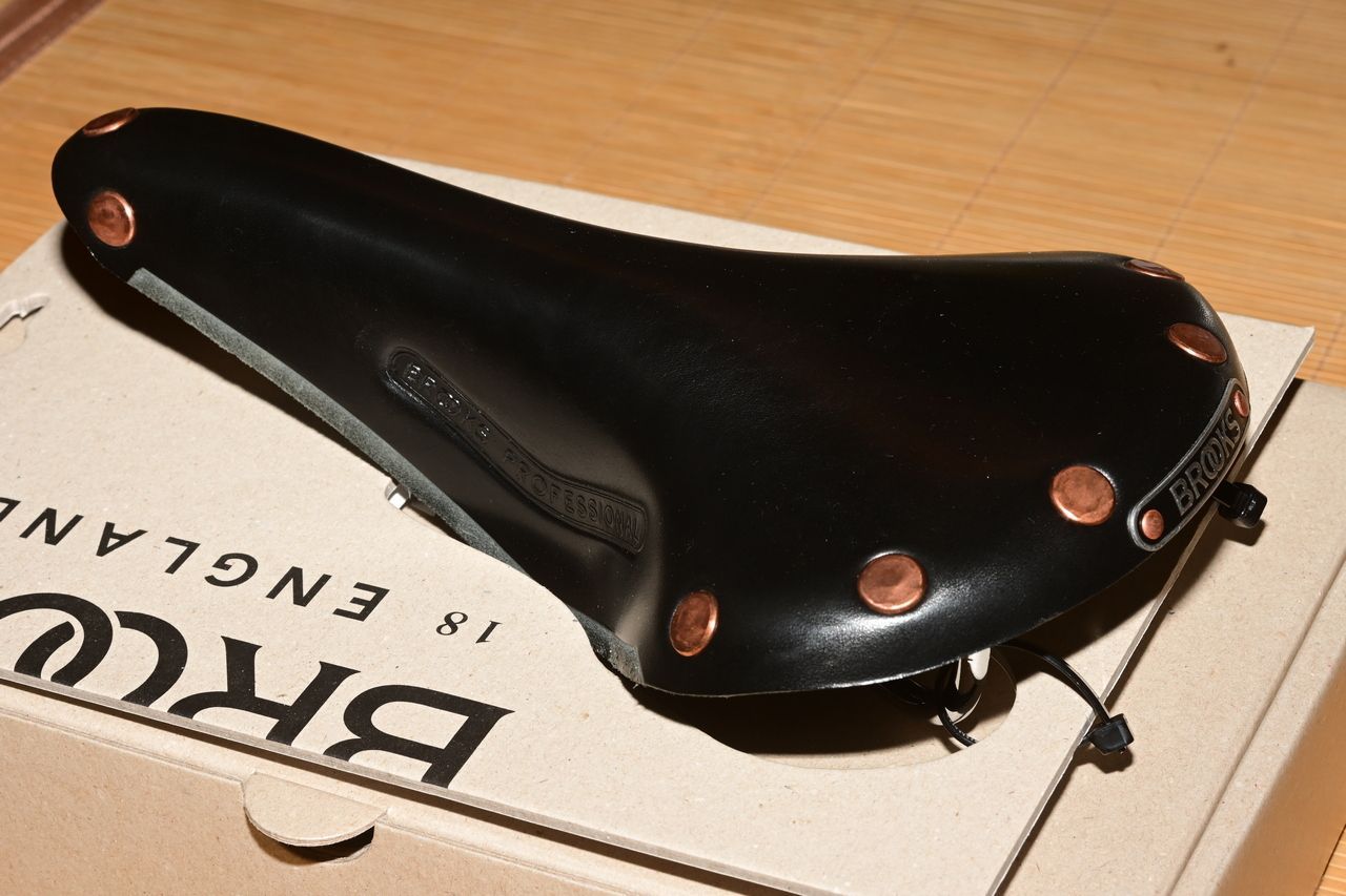 BROOKS ブラック レザーサドル Brooks 革 サドル Standard Professional ブラック 2025 新品