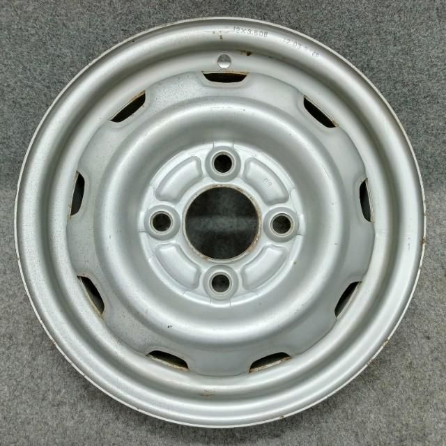 スチールホイール