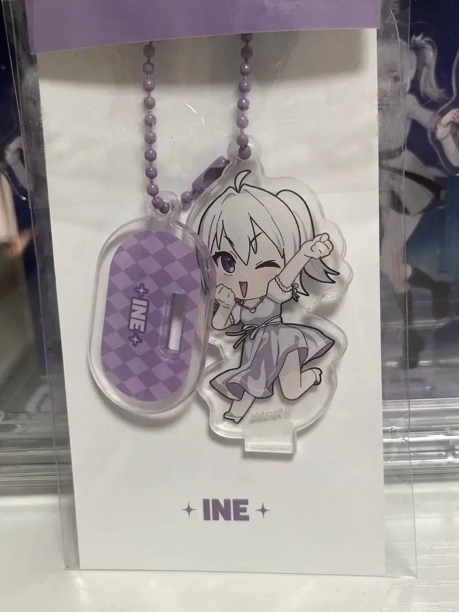 異世界からのアイドル ISEGYE IDOL ISEGYE FESTIVAL アイネ キーリング アクリル 異世界祭り 二本蒸し