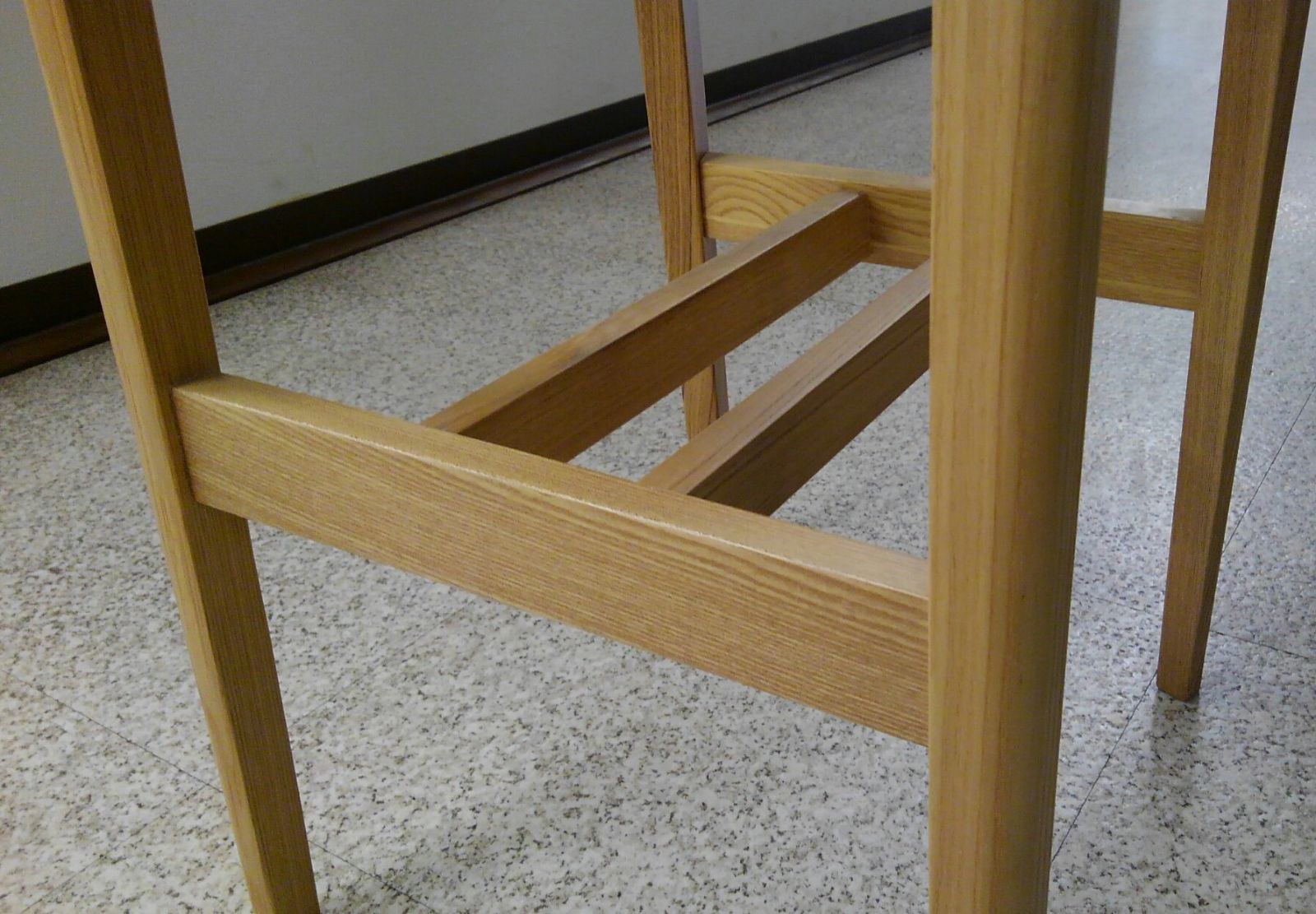 本格派木製ハイチェア