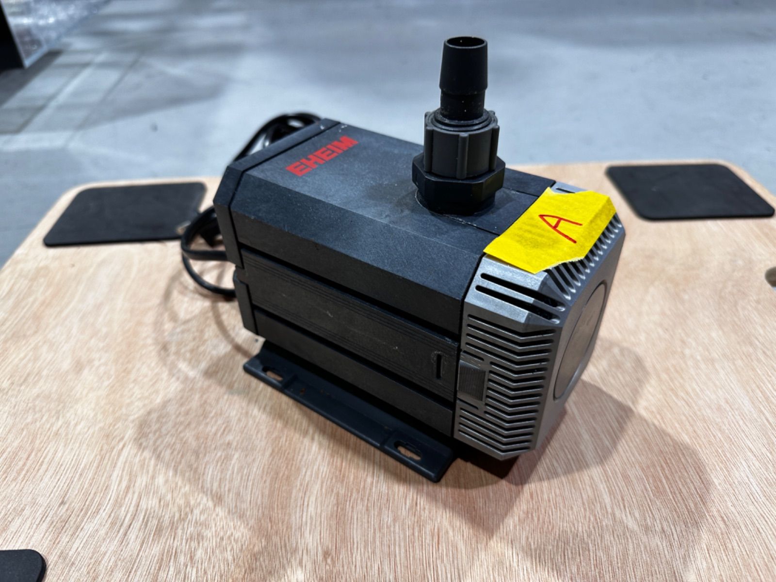 エーハイム 水陸両用ポンプ 1262 (60Hz・西日本地域用) 卸売り