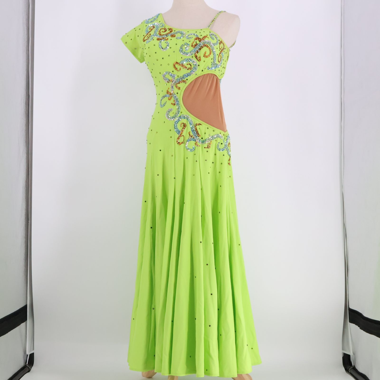 【社交ダンス衣装】グリーン ライトグリーン ワンピース ドレス スパンコール 楽天市場】レディース 社交ダンス衣装 モダンドレス ワンピース
