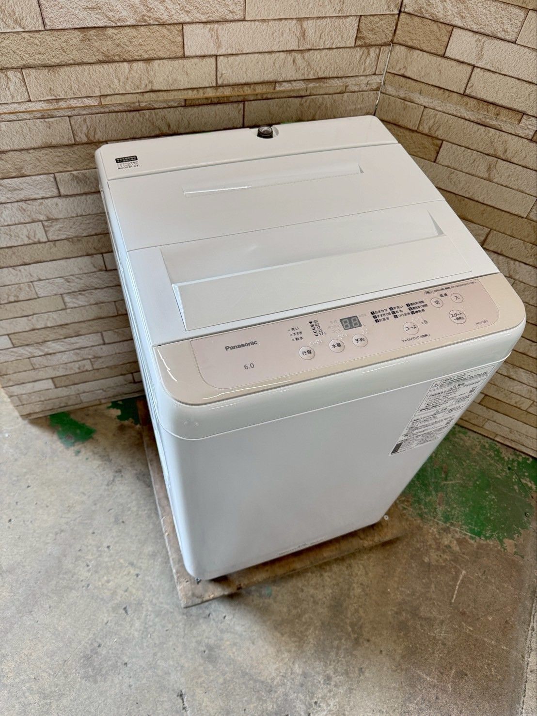 高年式 大阪送料無料 3か月保障付き 洗濯機 パナソニック 6kg NA-F6B3 IS-8