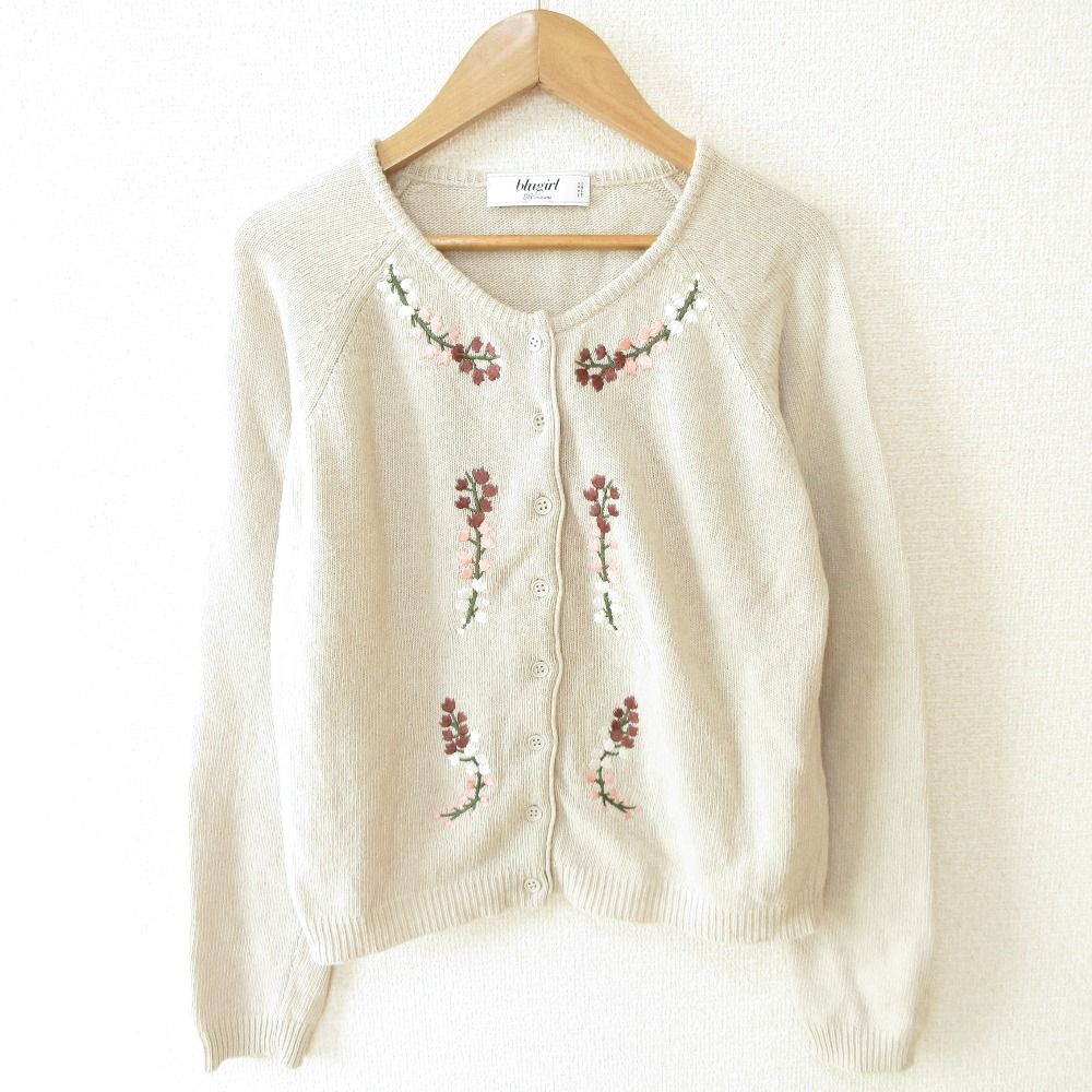 【Blumarine/ブルマリン】長袖カーディガン　ビジュー　花柄　イタリア製 Blumarine/ブルマリン】長袖カーディガン ビジュー 花柄 イタリア製