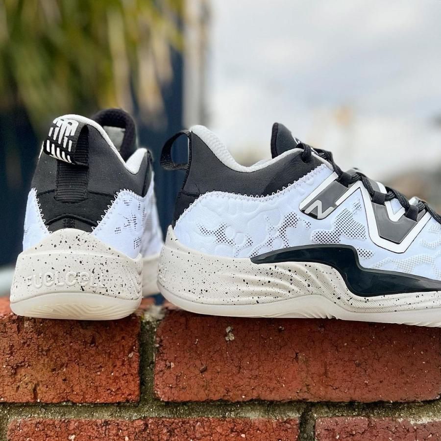 NEW BALANCE FUELCELL TWO WXY V3 ニューバランス バッシュ 【MEN'S