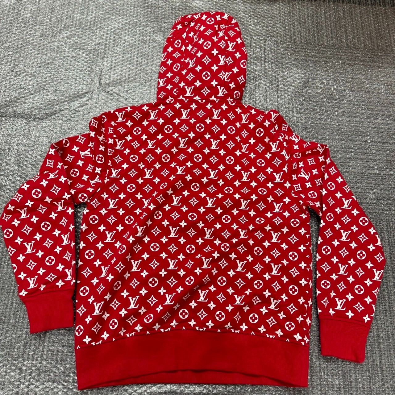 17aw Supreme Louis Vuitton Box Logo Hooded Sweatshirt Red Mサイズ シュプリーム  ルイヴィトン パーカー フーディ 未使用 - メルカリ