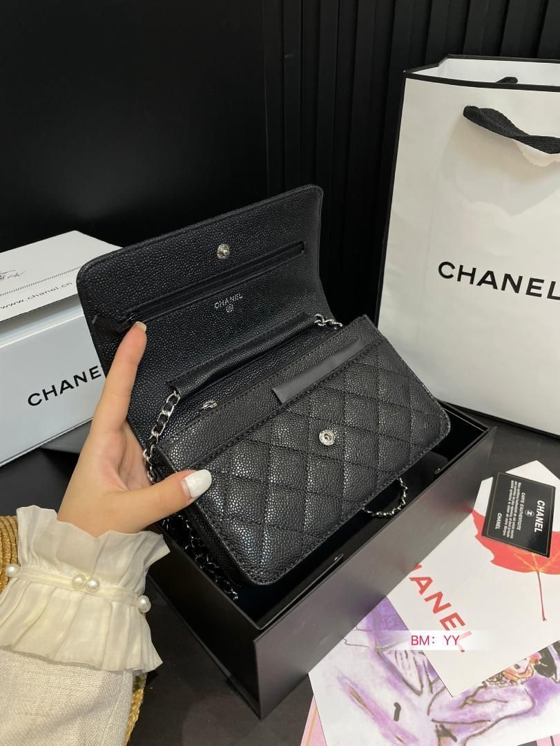 CHANEL チェーンショルダーバッグ