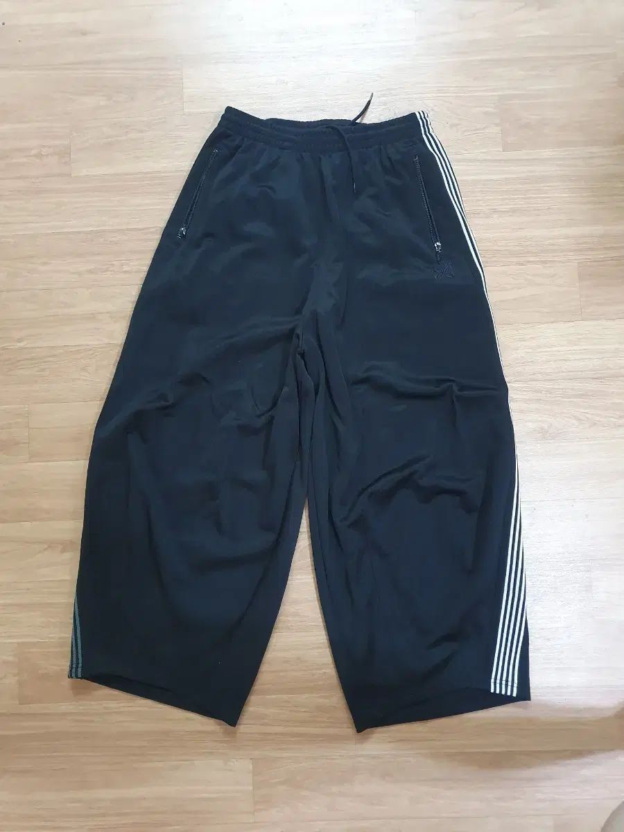 s ニードルズ 別注 トラック パンツ