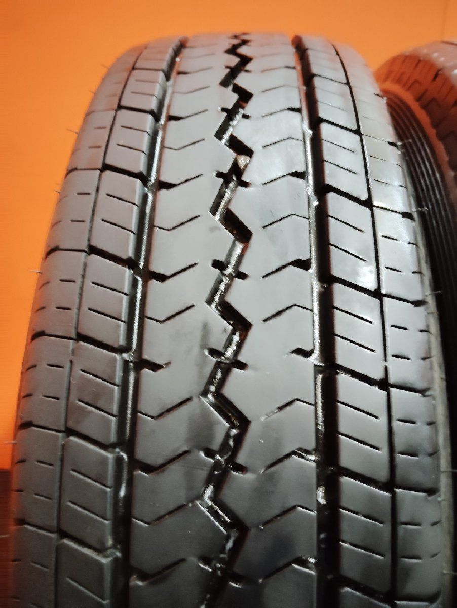 TOYO V-02e 195/80R15 107/105L LT 15インチ 夏タイヤ 4本 24年製 バリ 