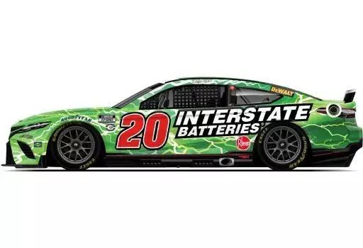 【新品】ミニカー 1/24 &rdquo;クリストファー・ベル&rdquo; NTERSTATE BATTERIES TOYOTA カムリ NASCAR 2023 #20 「フードオープンシリーズ」 [C202323INBCD]