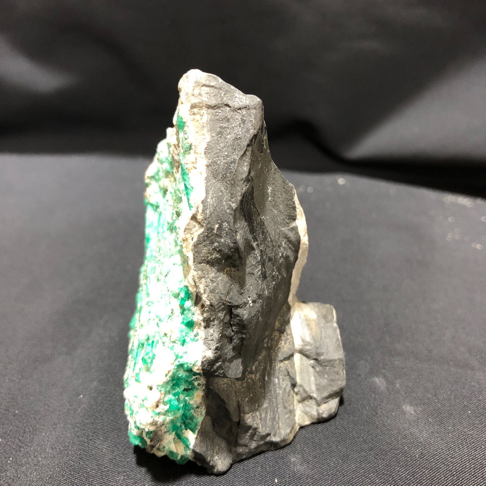 エメラルド 原石 母岩 エメラルド母岩付き原石 コロンビア産 石の音