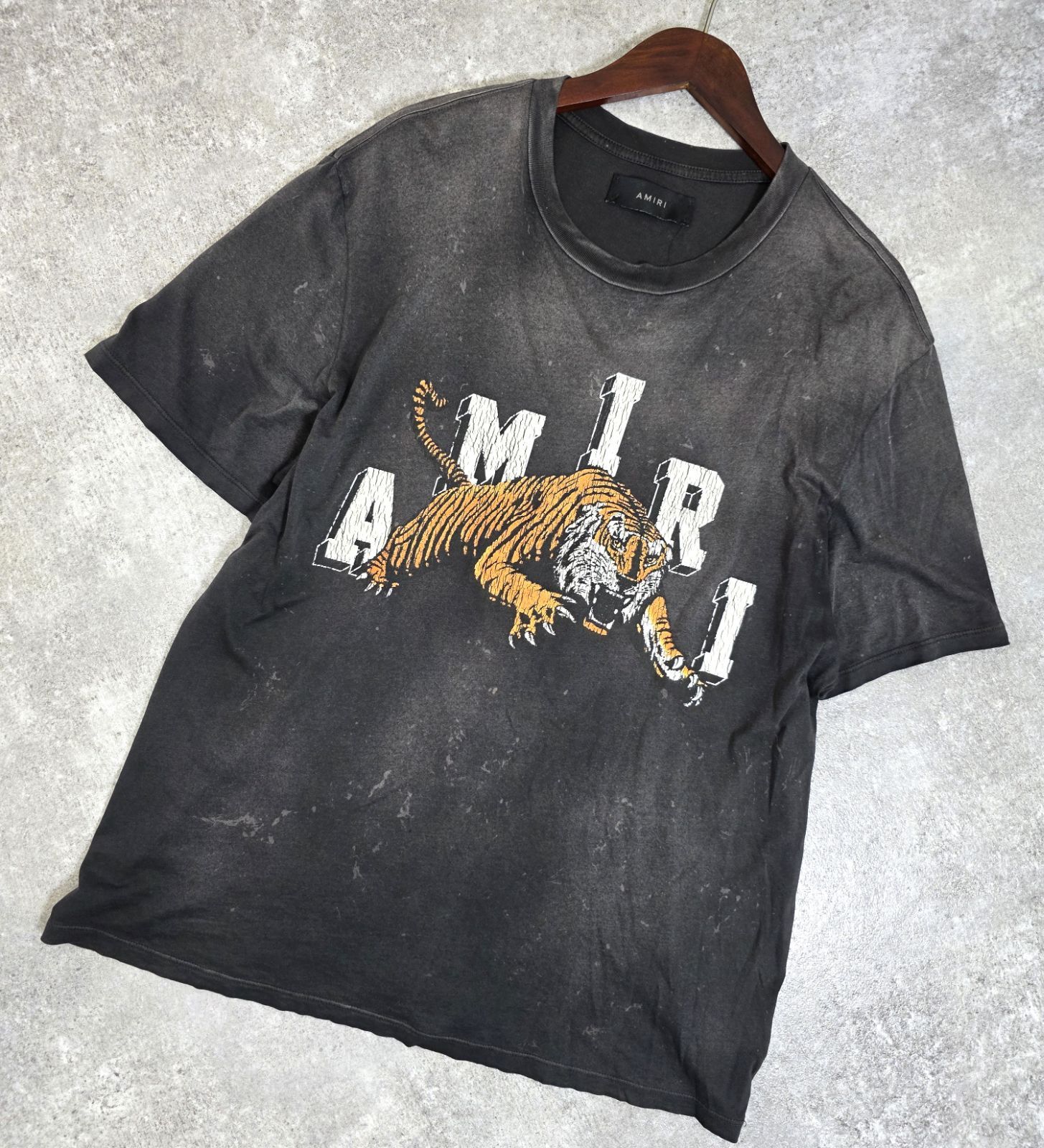 AMIRI アミリ ヴィンテージタイガープリントTシャツ ブラック Amiri Black Vintage Tiger Print T-Shirt at ICETIME LUXE