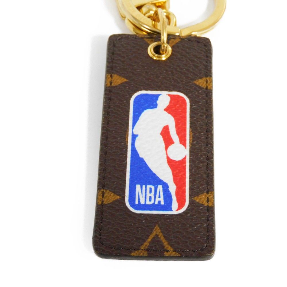 VUITTON NBAコラボ キーホルダー-