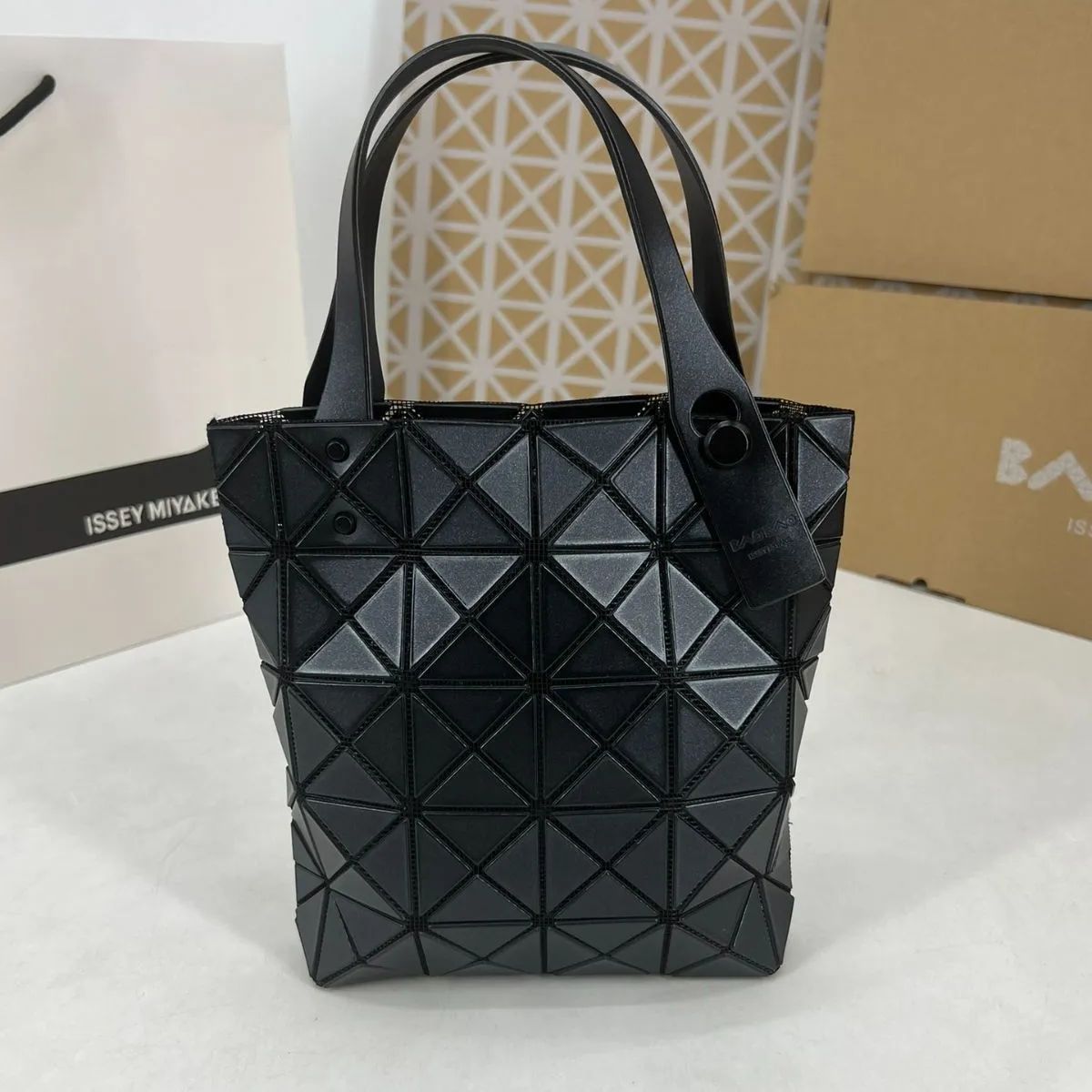 【Issey Miyake 三宅一生】イッセイミヤケ  PRISMシリーズ 4×5グリッド ミニトートバッグ