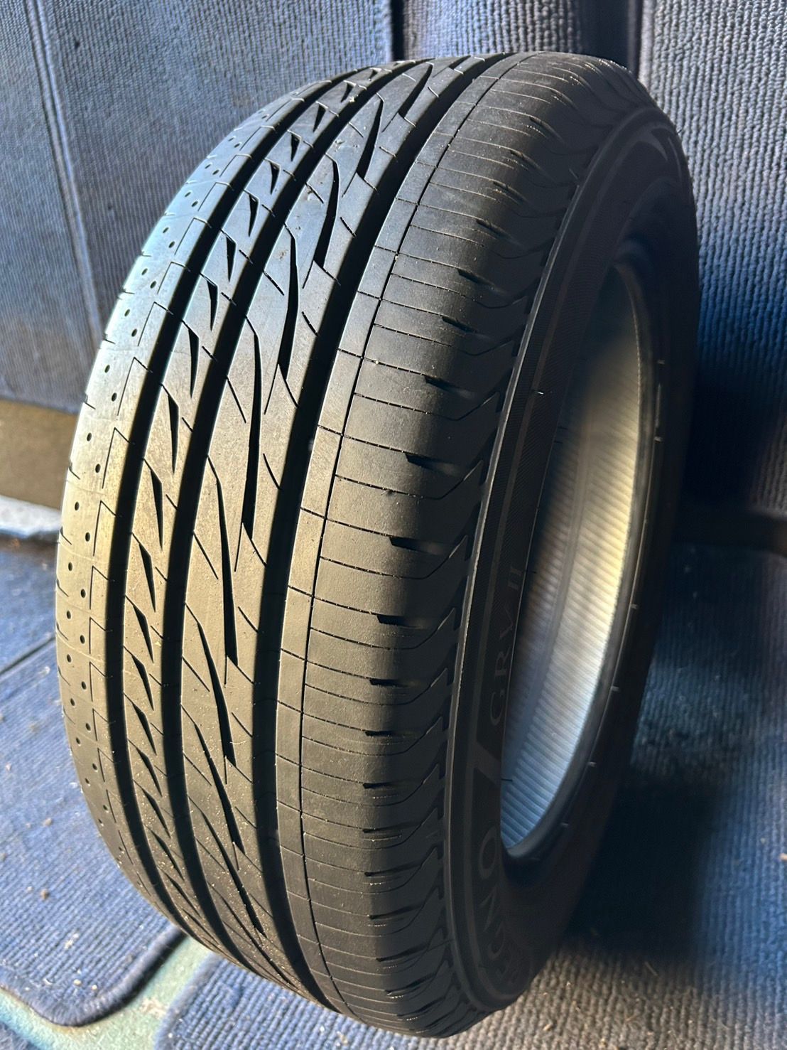 2025年製造 溝ほぼ10分山 BRIDGESTONE REGNO GR-V2 1本 205|55R16 ASP2974