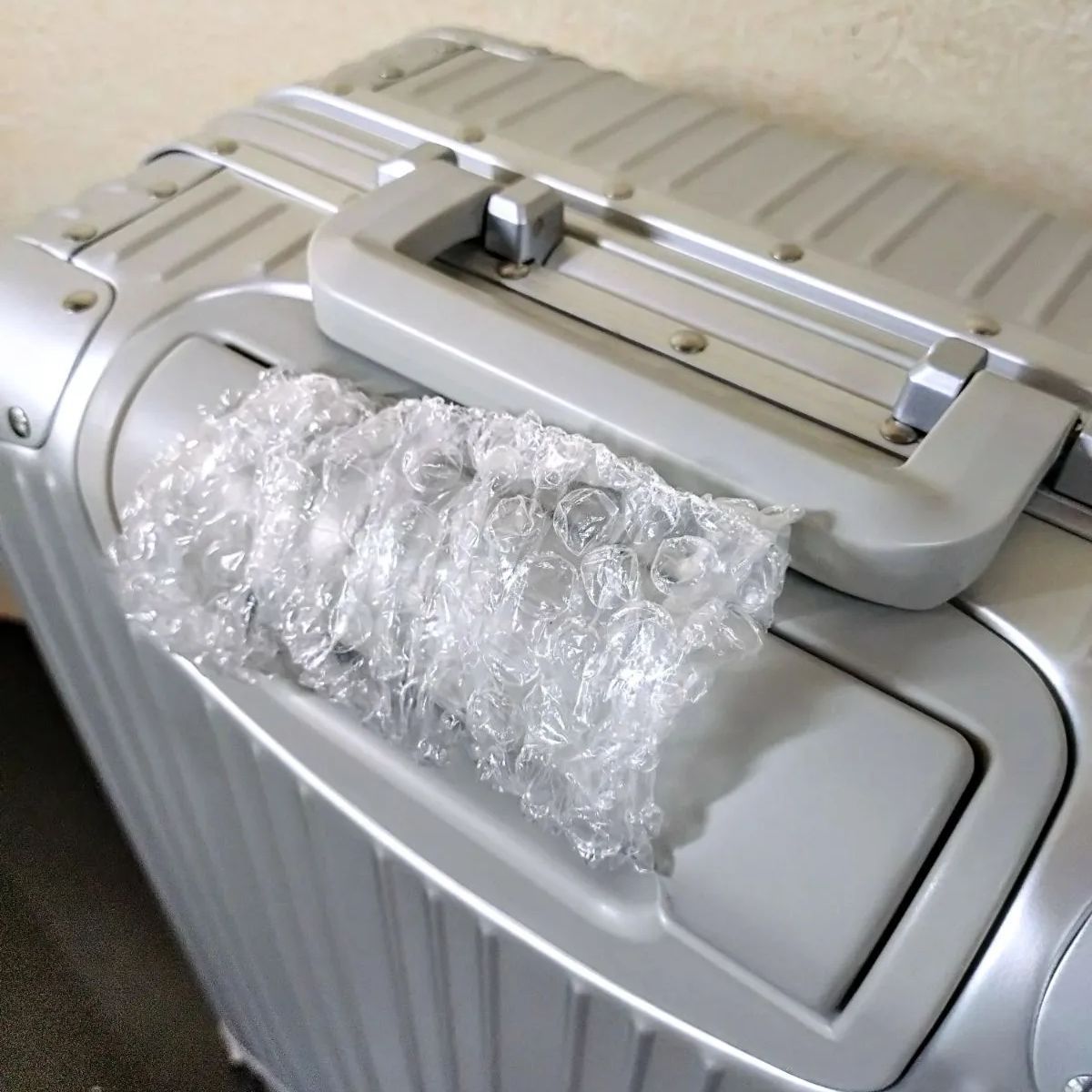 未使用】メルセデス・ベンツ キャリーケース（32リットル） 未使用