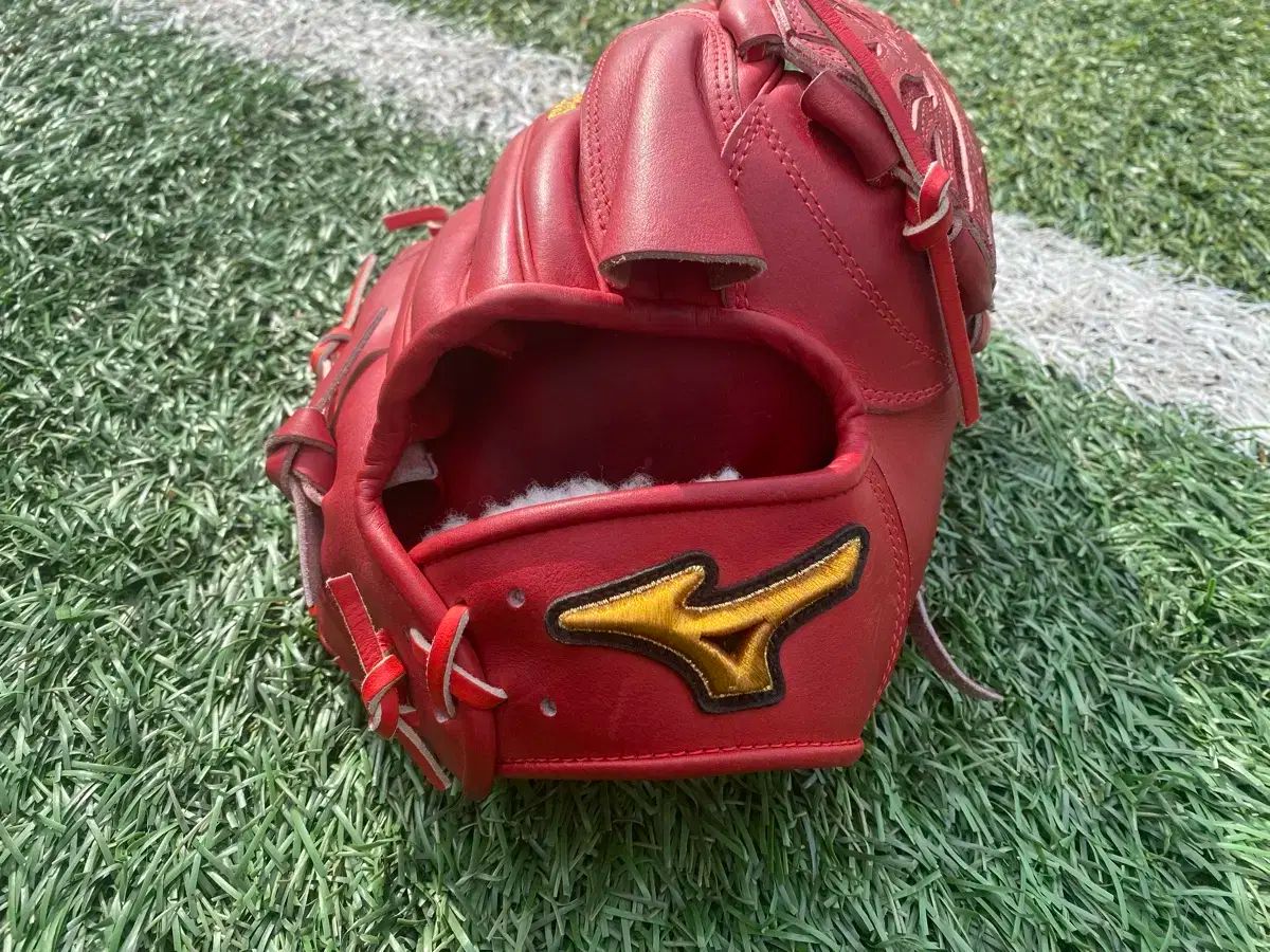 Mizuno（ミズノ） プロ 投手用グローブ グローブ Runeミズノプロ軟式