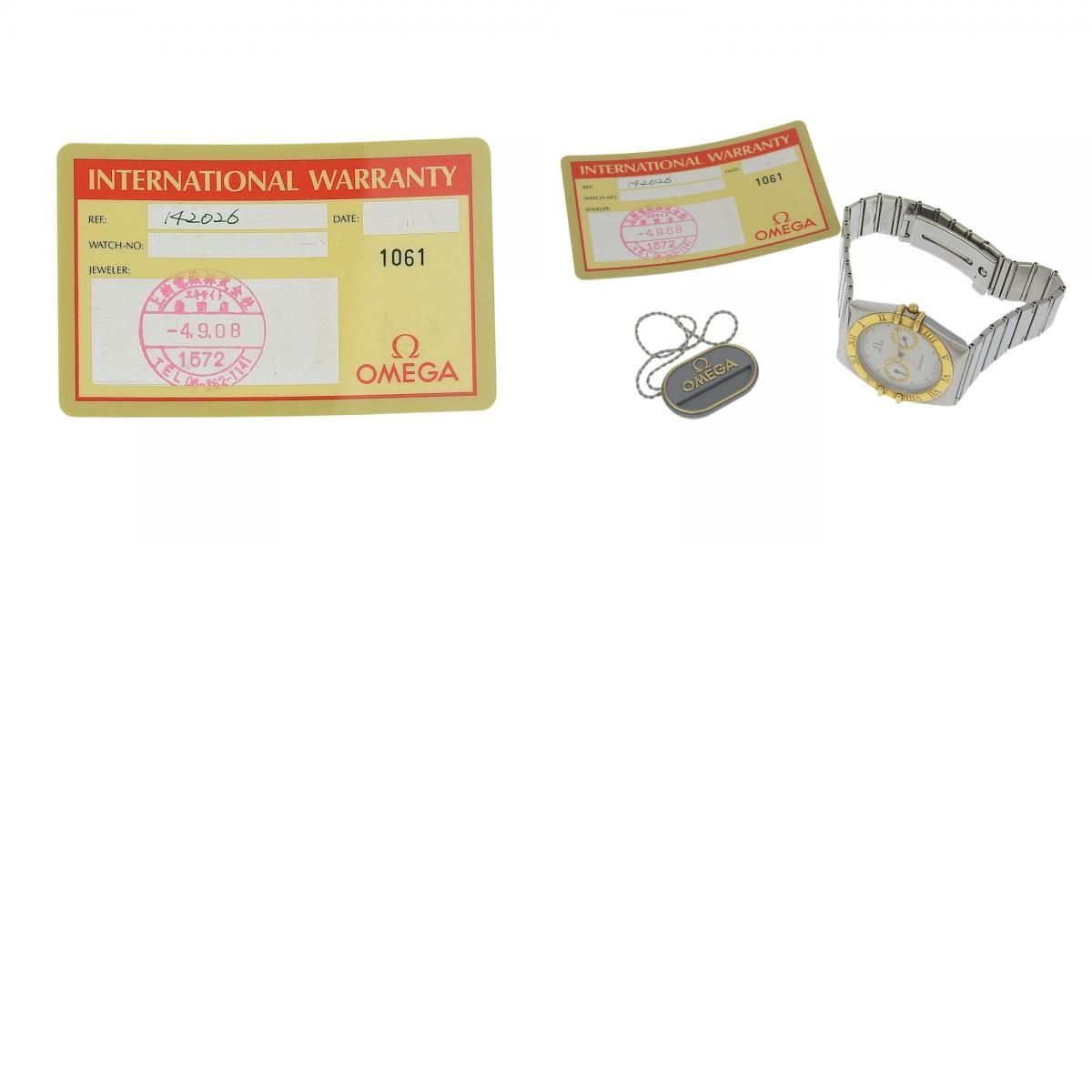 ホワイト文字盤