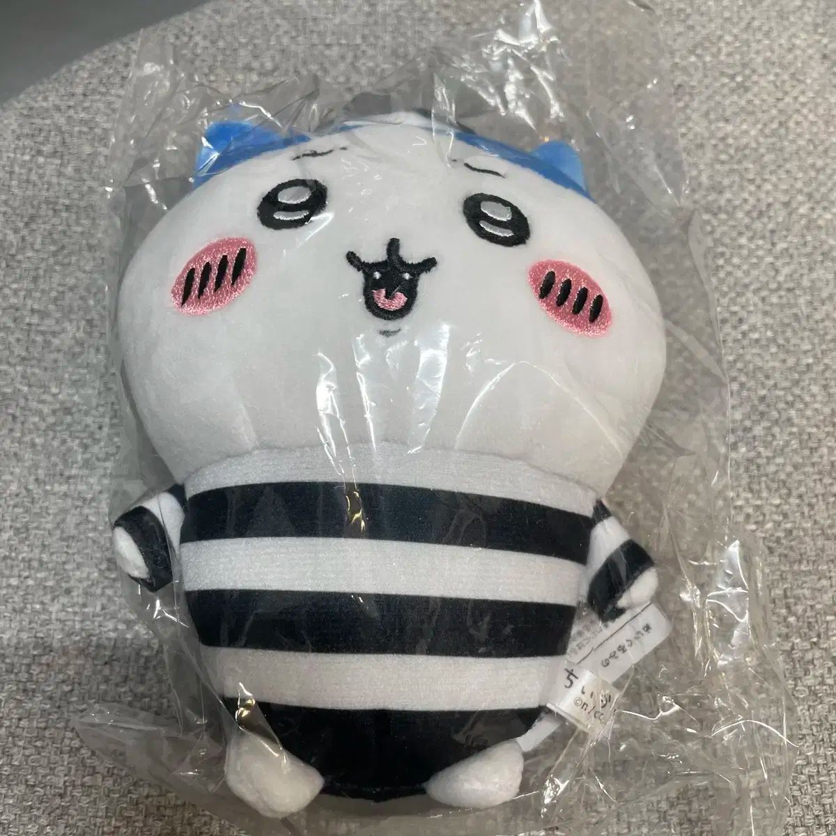 ちいかわ 囚人 ハチワレ ぽてたま